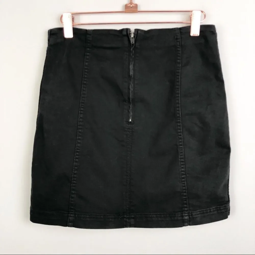 FREE PEOPLE | Modern Femme Black Denim Mini Skirt Women’s Size 8